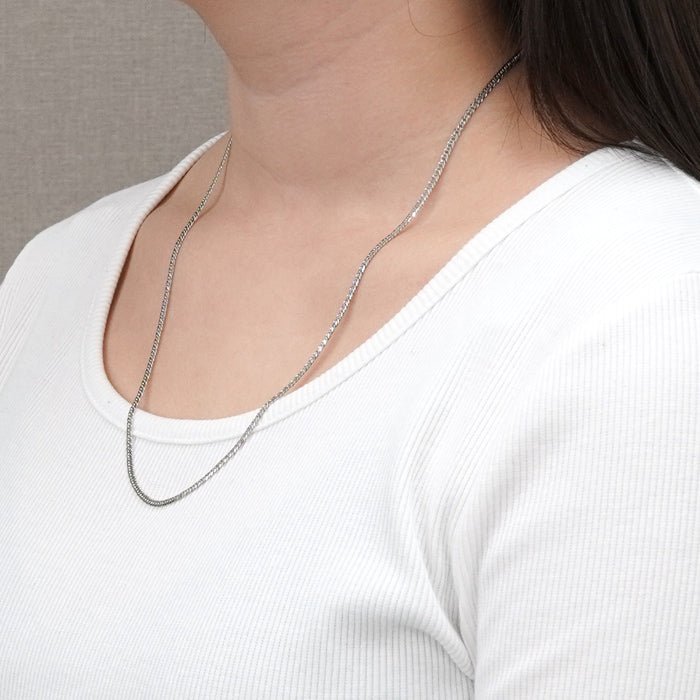 Pt1000喜平ネックレス 着用イメージ レディースファッション アクセサリー メンズジュエリー 側面